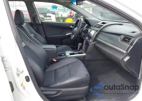 2013 Toyota Camry Se z USA, uszkodzony, nr VIN 4T1BF1FK0DU688890